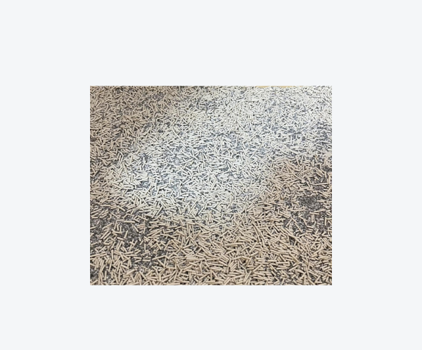Mixed cat litter (bentonite, tofu, cassava)